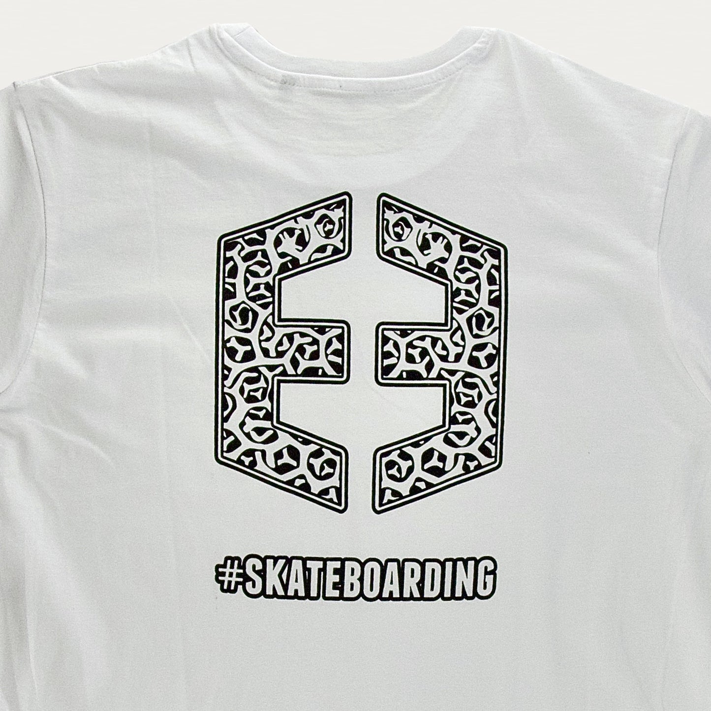 Camiseta de manga corta "Makatol #skateboarding"